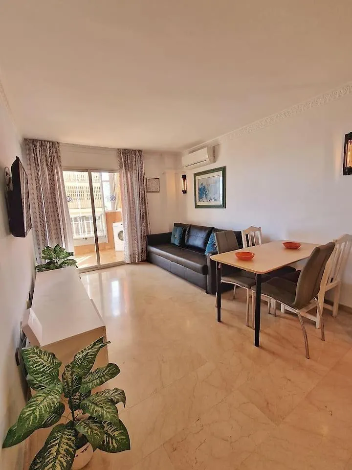 Appartamento Amplio Apartamento Con Terraza En Primera Linea De Playa Fuengirola