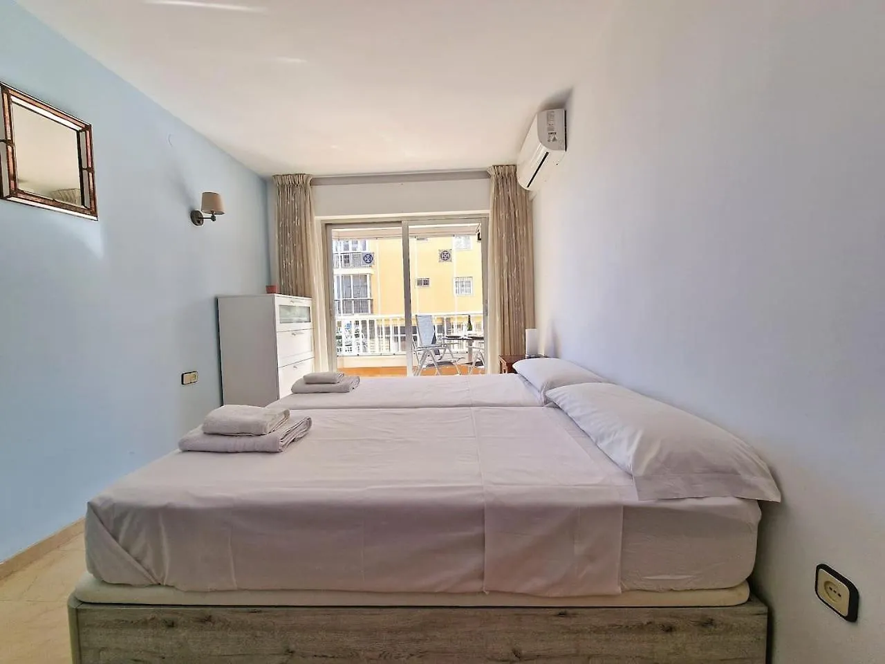 Appartamento Amplio Apartamento Con Terraza En Primera Linea De Playa Fuengirola