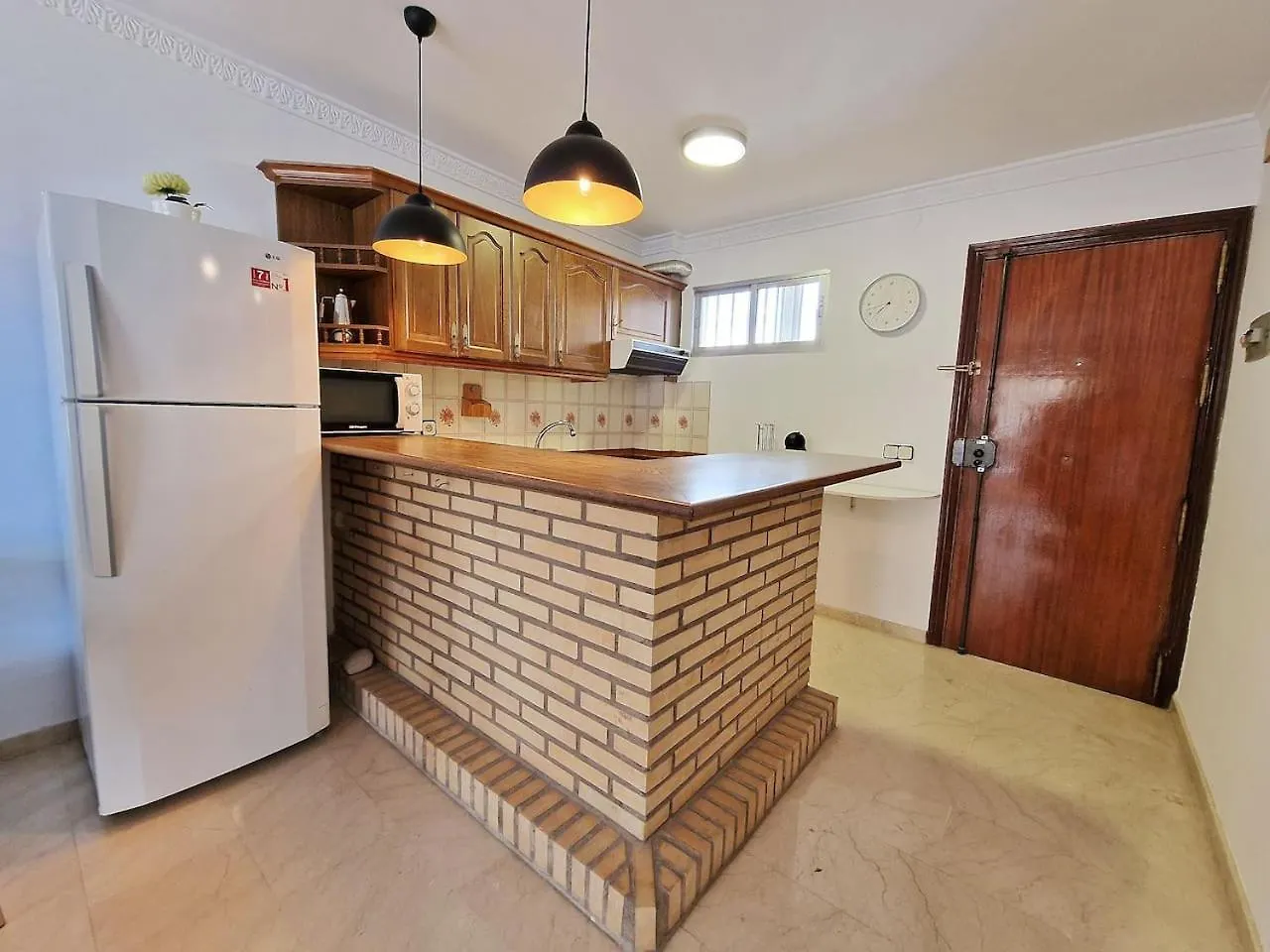 Appartamento Amplio Apartamento Con Terraza En Primera Linea De Playa Fuengirola Spagna