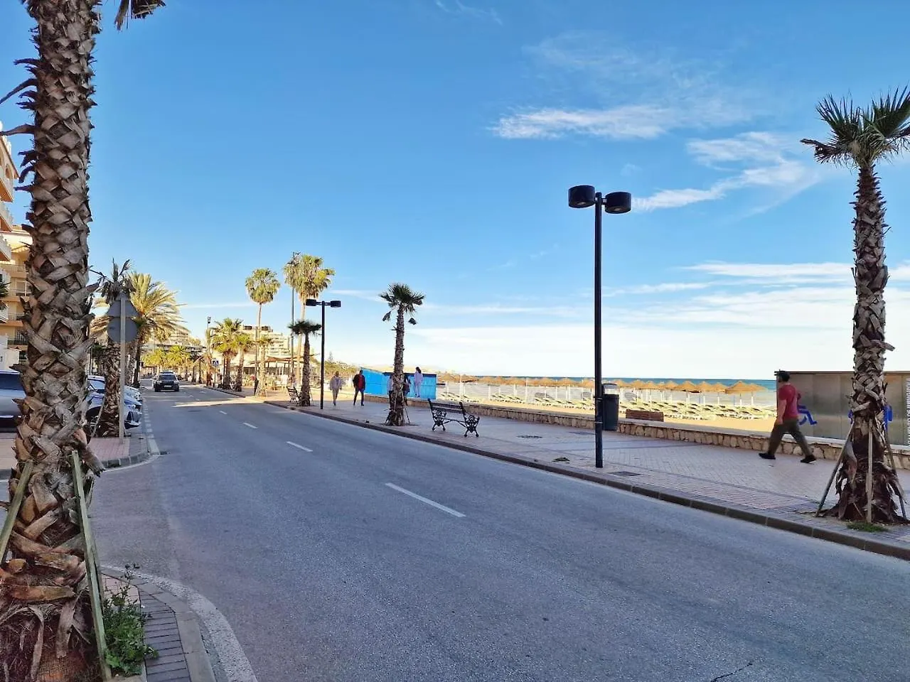 Appartamento Amplio Apartamento Con Terraza En Primera Linea De Playa Fuengirola Spagna